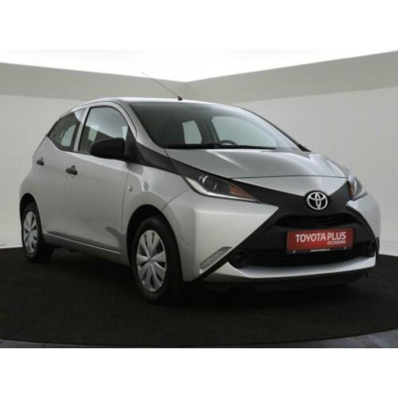 Toyota Aygo 1.0 VVT-i x-now