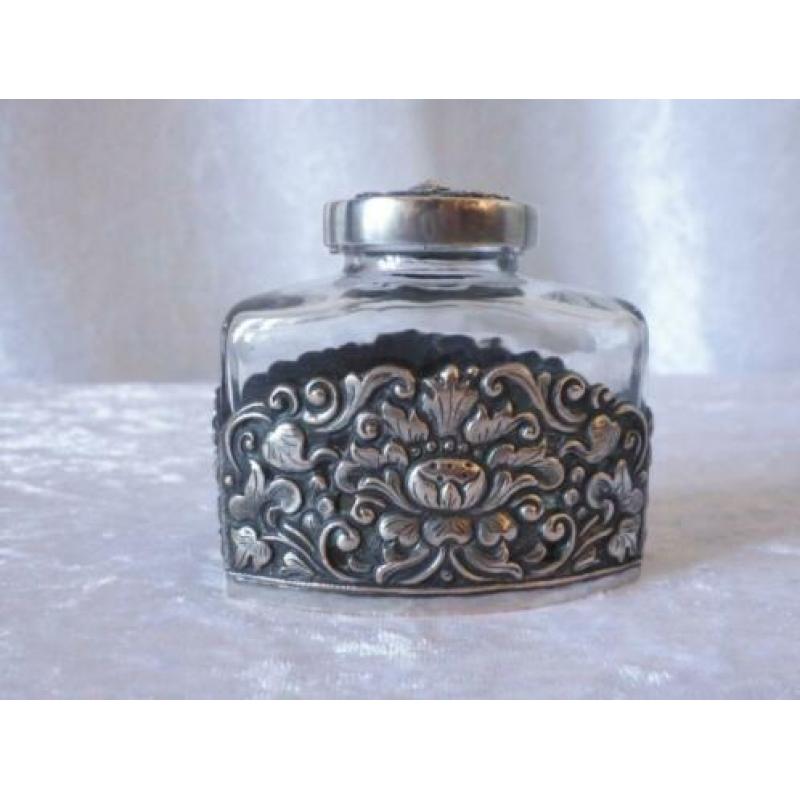 Mooie Oude Inktpot met Zilver - DJOKJA