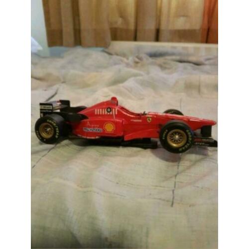 Maisto Ferrari F 310 F1 1996 schaal 1/20