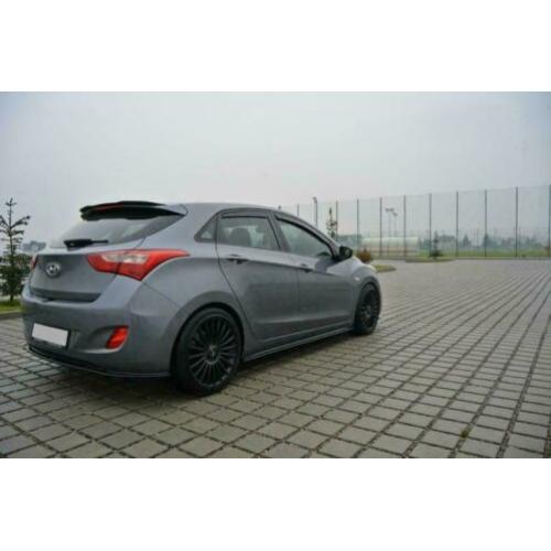 Voorlip spoiler sideskirt achterlip - Hyundai I30 11-17