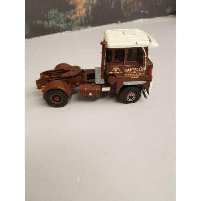 Te koop Scammel 4x2 trekker van Miho 1/50 metaal