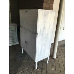 Oude commode/ bureau
