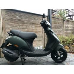 Scooter Piaggio Zip