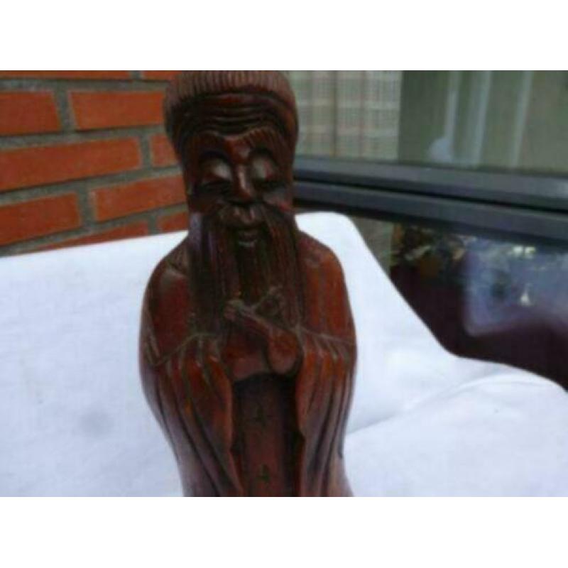 (A45-19) Houten beeld van een oosterse man