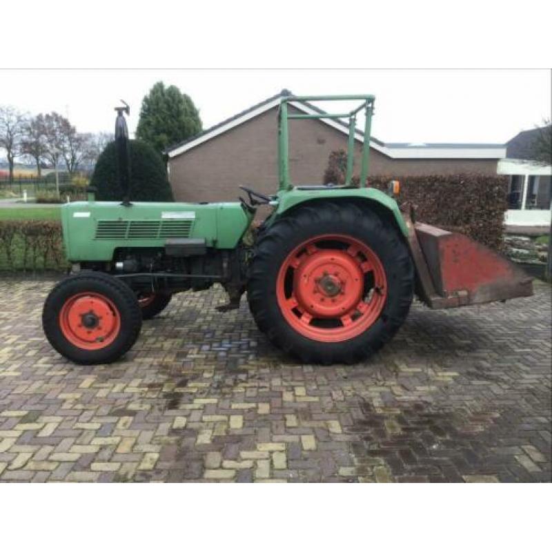 Fendt 105s en diverse werktuigen zie foto’s