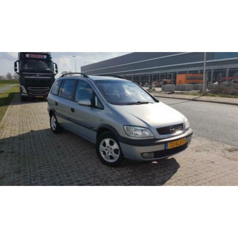 Opel Zafira Zafira 2001 Grijs