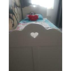 Mooie meidenbed