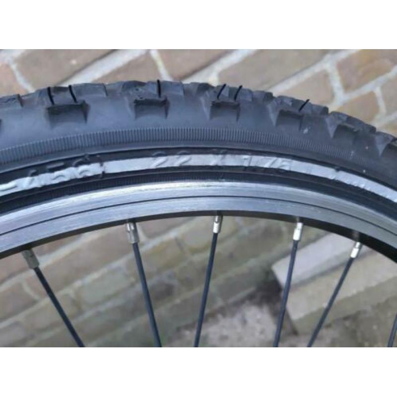 Mooie loekie x treme 22 inch jongensfiets