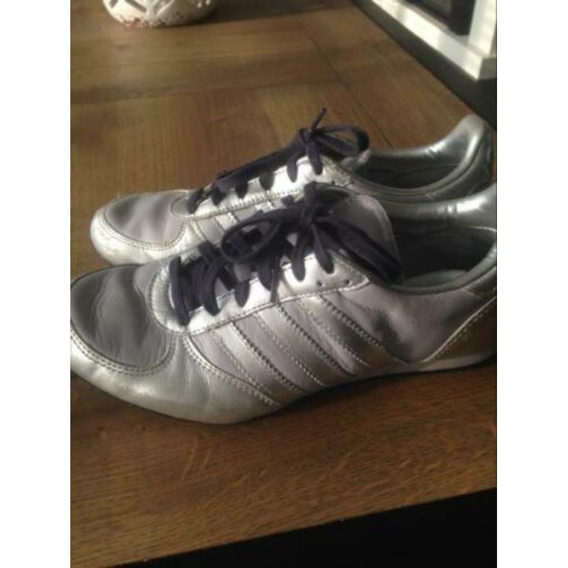 ADIDAS grijze sportschoenen maat 36