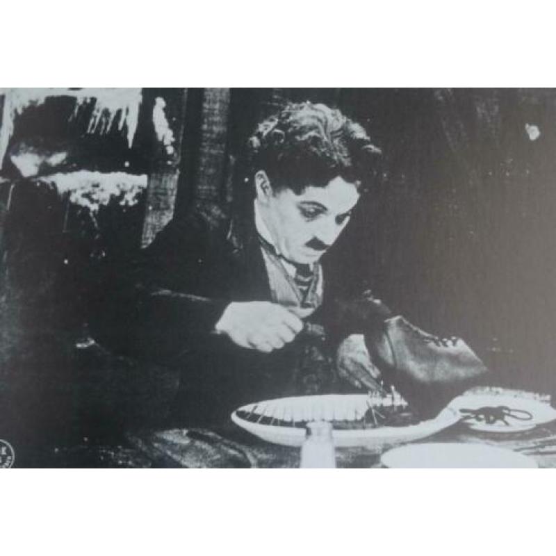 CHARLIE CHAPLIN * Ronald M. Hanhn *
