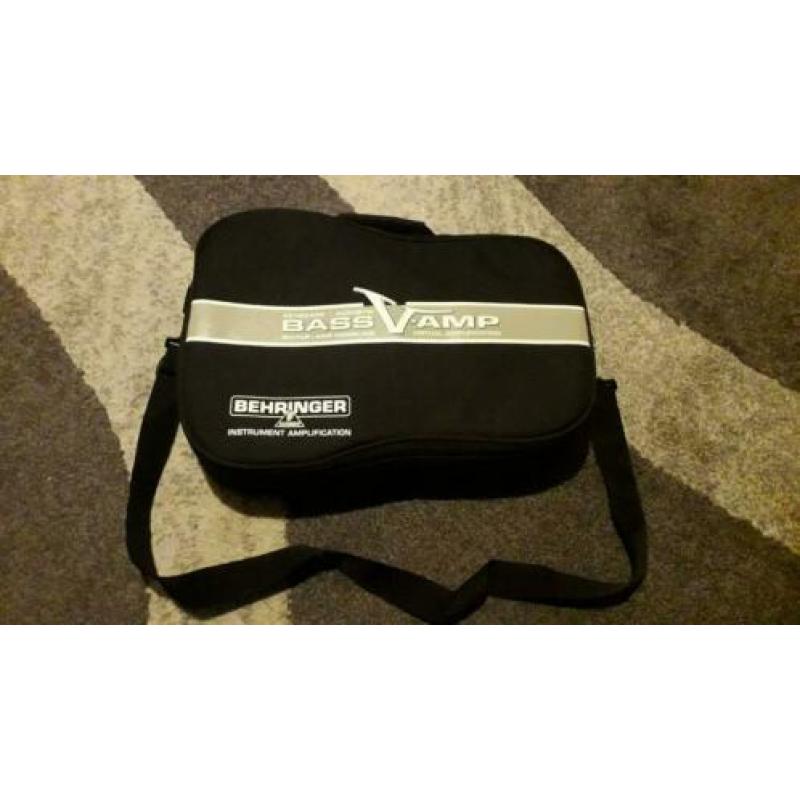 Behringer Bass Vamp (V-amp) effecten voor basgitaar
