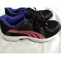 Zwarte PUMA sneakers 37