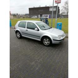 Volkswagen Golf 1.4 16v 2001 Grijs