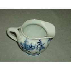 Blue Danube Melkkannetje