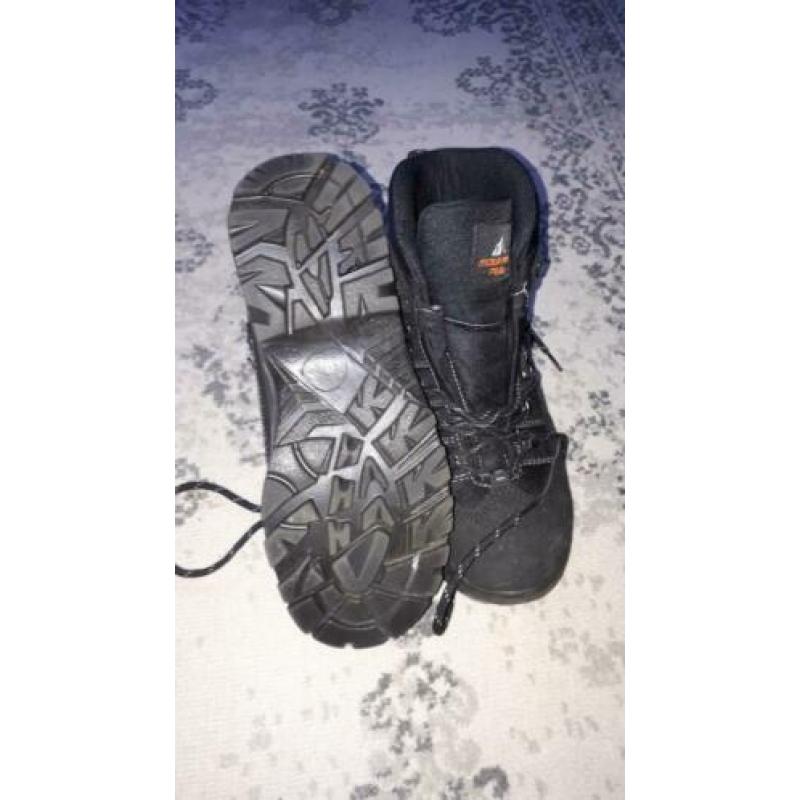 ZGAN zwarte wandelschoenen mt 42wie ????????
