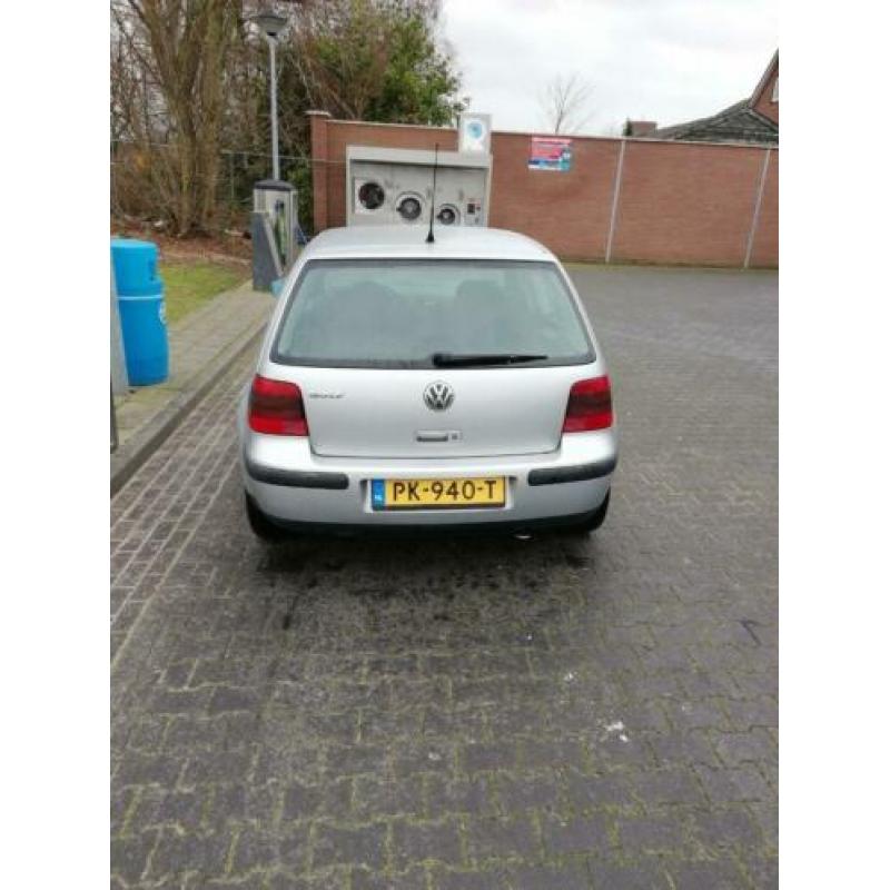 Volkswagen Golf 1.4 16v 2001 Grijs