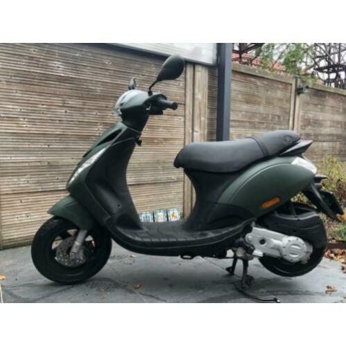 Scooter Piaggio Zip