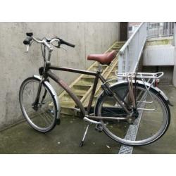 Te koop een mooie heren fiets 28 inch montego met 3 versn