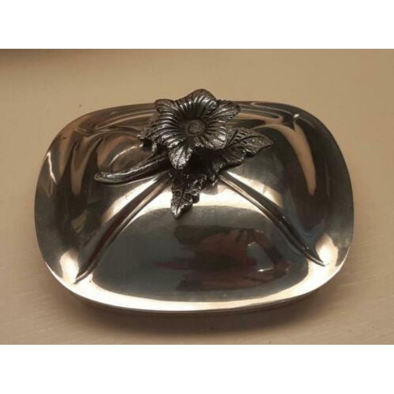 Antiek zilver theepot