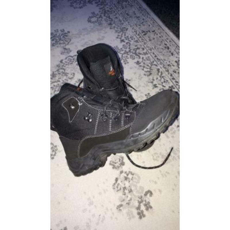 ZGAN zwarte wandelschoenen mt 42wie ????????