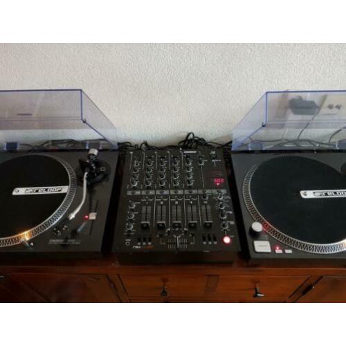 Reloop Set Compleet 2x RP2000 draaitafels en RMX-40 DSP