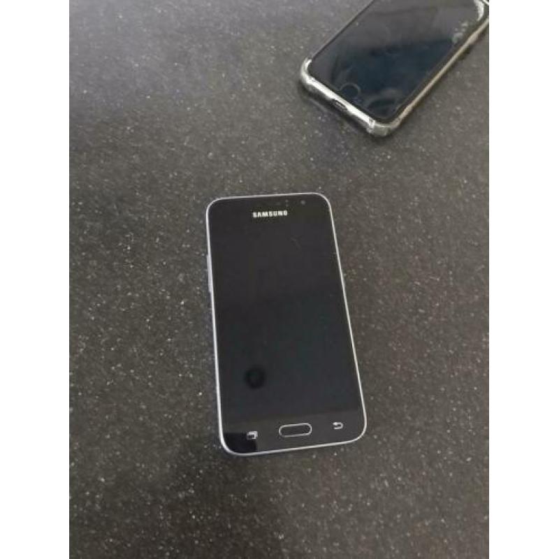 Samsung galaxy j1 2016