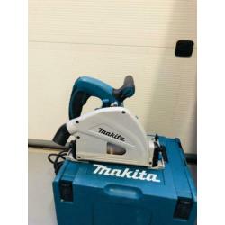 Makita invalzaag cirkelzaag SP6000 met geleider lineaal