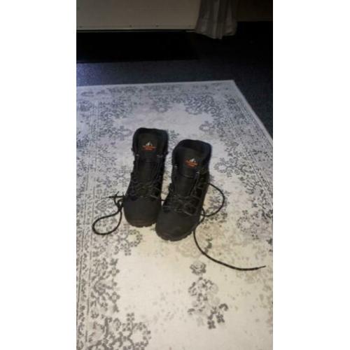 ZGAN zwarte wandelschoenen mt 42wie ????????