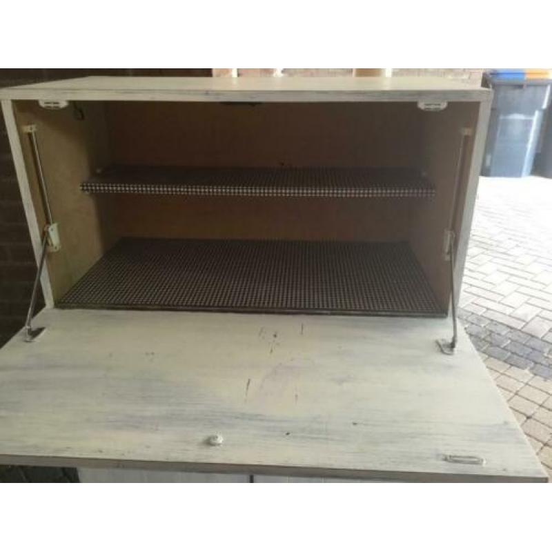 Oude commode/ bureau