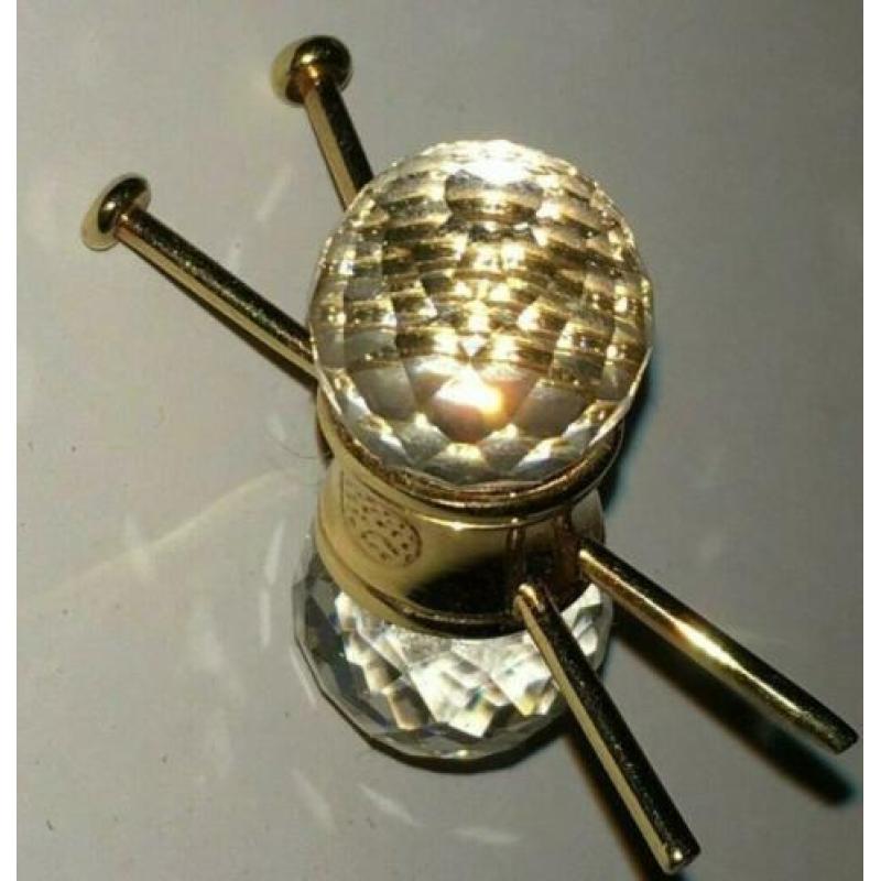 Kristal Swarovski memories: wol met breinaalden