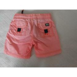 Leuk zwemshort maat 104 van Cars Jeans (ook in geel)
