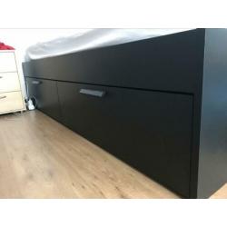 Ikea Brimnes bed (140x200)