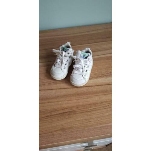 Bunnie sneaker schoen maat 21 NIEUW!