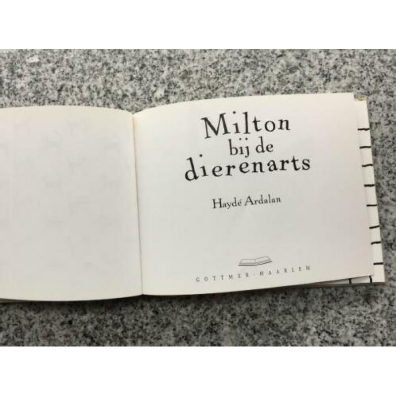 Milton bij de dierenarts (Hayde Ardalan)