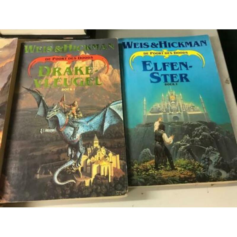 T.K. nog 6 boeken en 9 pockets van Weis & Hickman zie lijst