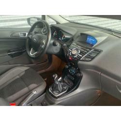 Ford Fiesta 1.6 TDCi Titanium (Climate/NAV/P.Glass/T.haak)
