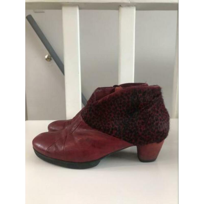 Think schoenen leer rood 40