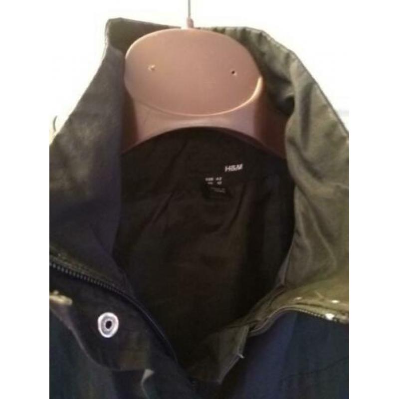 Mooie zwarte jas H&M met rits 42