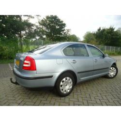 Skoda Octavia 1.6 Ambiente 134.0000KM - ELKE ZONDAG OPEN !