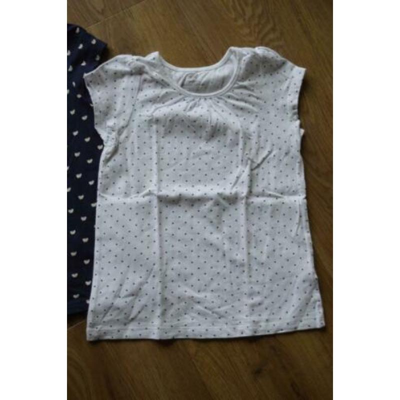 3 t-shirts H & M maat 110/116