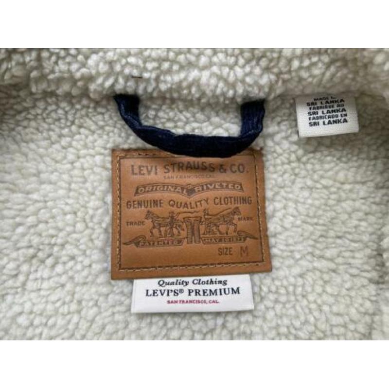 Nieuwe Levi’s corduroy jas