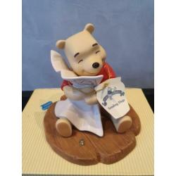 Winnie the pooh & friends "Sending hugs"