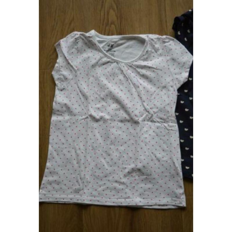 3 t-shirts H & M maat 110/116