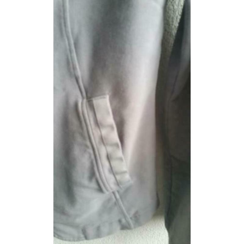 Fresh jasje maat M grijs