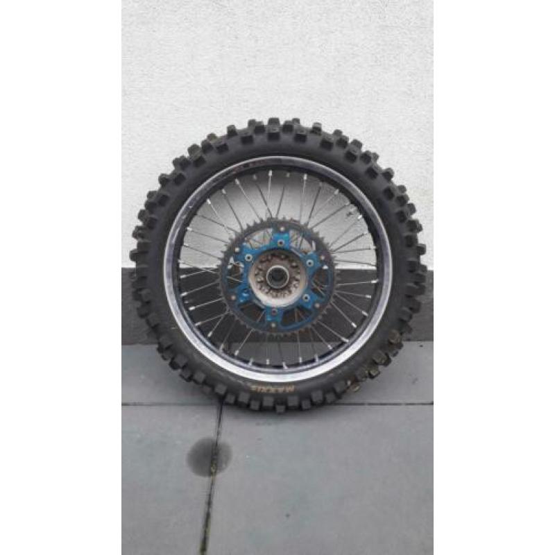 Achterwiel yz250f yz450f luchtfilter