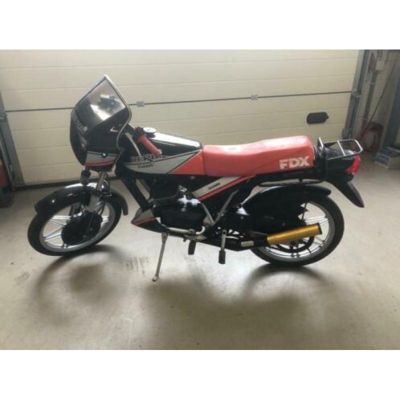 Derbi FDX brommer, zonder kent. Bj’ 85.