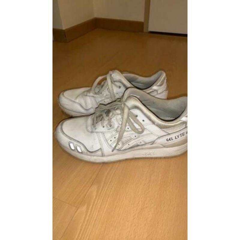 Asics schoenen maat 40