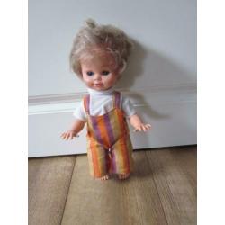 BELLA pop 30cm originele kleertjes glazen slaapoogjes