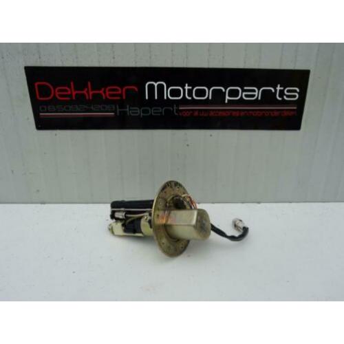 Benzine / Brandstof pomp Suzuki GSXR1000 2003-2004 K3 K4