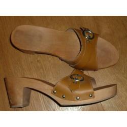 Houten hakjes maat 39